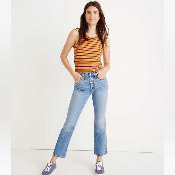 Madewell Cali Demi-Boot Jeans in a Light Wash - Picture 4 of 9
